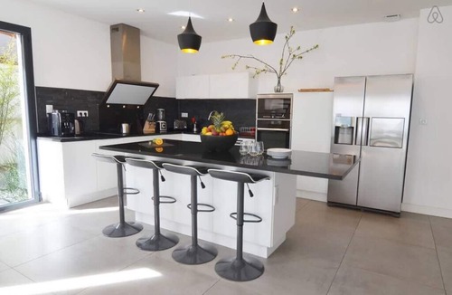 Biarritz Villa | Contemporary Villa with swimming pool in Biarritz