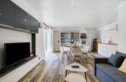 Saint-Genis-de-Saintonge Apartment | Costa verde