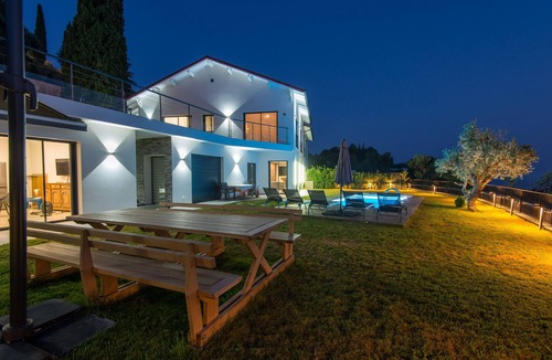 Menton House | Cosy house for your holiday with swimming pool!