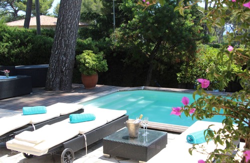 Antibes House | Côte d'Azur - Idyllic villa for 6 people - 900m from sandy beach