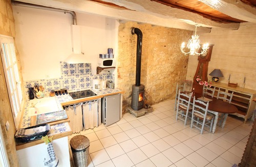 Couze-et-Saint-Front Cottage | Cottage Claire, medieval village on the Couze River, shops, bike path, animals