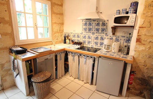 Couze-et-Saint-Front Cottage | Cottage Claire, medieval village on the Couze River, shops, bike path, animals