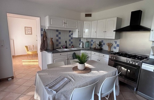 Avy House | Cottage in the heart of the countryside and vineyards
