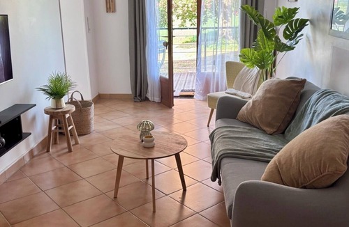 Avy House | Cottage in the heart of the countryside and vineyards