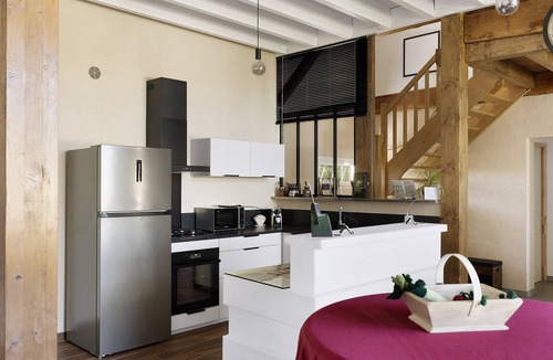 Noyant-Villages House | Cottages with Shared Pool, Terrace, and Wi-Fi near Le Lude and La Flèche Zoo