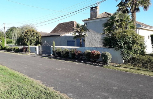 Sault-De-Navailles House | Country house in the heart of the bearn180 m2