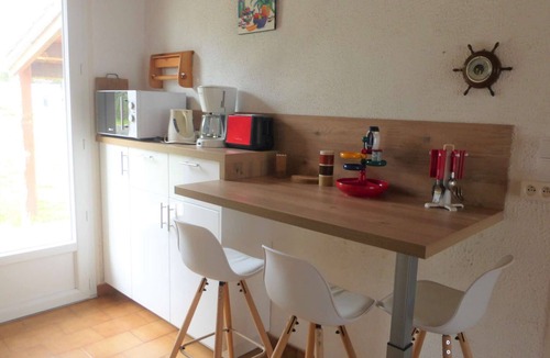 Bretignolles-sur-Mer House | Cozy 2-BR Beach House with Terrace, BBQ, and Parking - 400m from La Sauzaie Beach