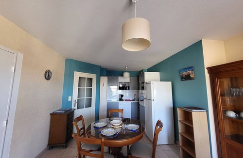 Saint-Brevin-les-Pins Apartment | Cozy apartment for 2, 5 min to beach, secure parking