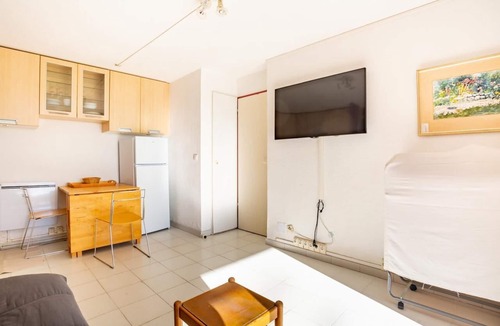 Agay Apartment | Cozy Apartment in Agay with Stunning Views