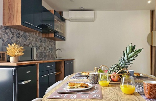 Cierzac Apartment | Cozy apartment in Cierzac with WiFi