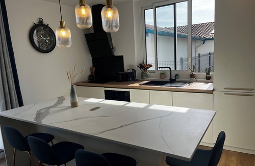 Arcangues Apartment | Cozy apartment just 15 minutes from the beaches of Biarritz and Bidart.