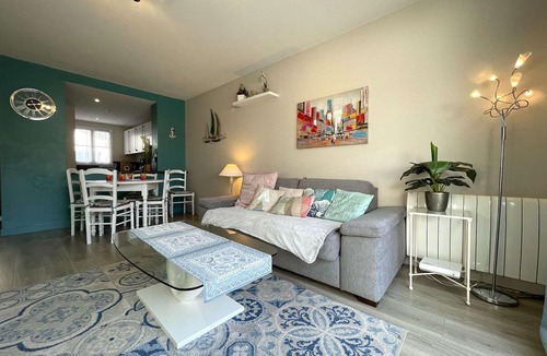 Saint-Gilles-Croix-de-Vie House | Cozy 3-Room House Near Beach, WiFi, Parking, 3-Star Rating