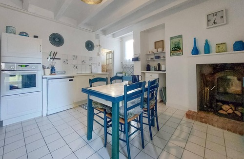 Dompierre-sur-Charente House | Cozy home in Dompierre-Sur-Charente