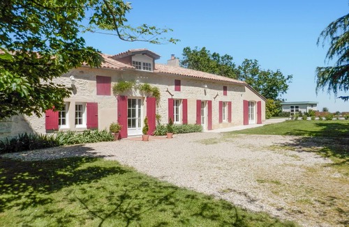 Doulezon House | Cozy home in Doulezon
