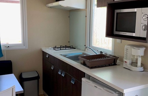Arvert House | Cozy Mobile Home for 2, Terrace