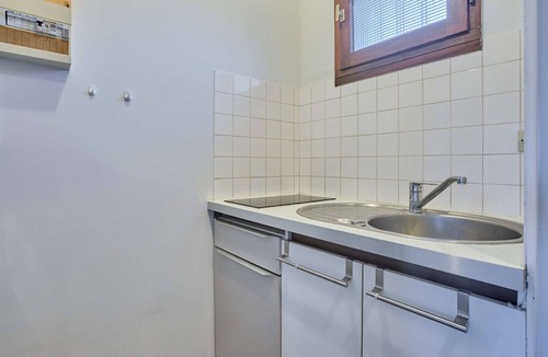 Barbotan-les-Thermes Apartment | Cozy studio near thermal baths with Wifi and parking, ideal for 2 people