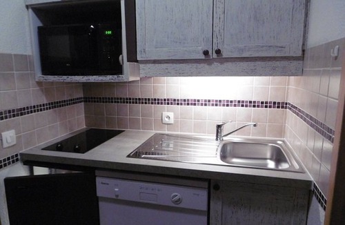 Valmorel Apartment | Cozy Studio, 50m from Slopes, Sleeps 3, Balcony, Ski Locker, Near Shops, Valmorel