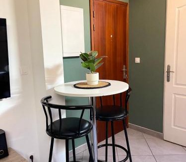 Gilly-sur-Isere Apartment | Cozy studio Albertville parking gratuit
