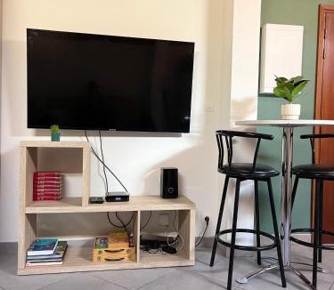Gilly-sur-Isere Apartment | Cozy studio Albertville parking gratuit