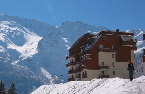 Le Pleynet Apartment | Cozy studio in Le Pleynet, 300m to slopes, pets allowed