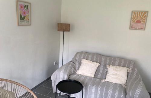 Saint-Georges-Antignac House | Cure bien être A l'orée du Bois