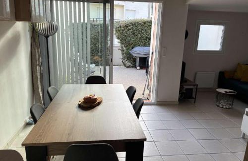 Saint-Hilaire-de-Riez Villa | Demoiselle des roses - Saint Hilaire St Jean