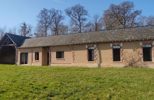 Bazouges-sur-le-Loir House | Domaine de Caillebert : Longère classée 3* 9p au calme proche zoo la flèche