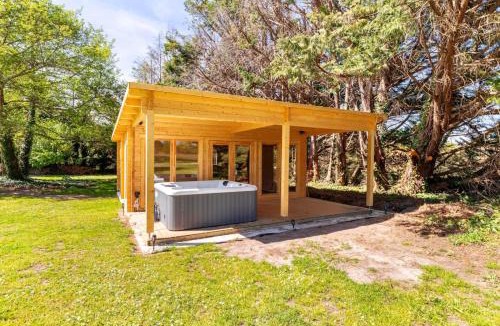 Saint-Savin House | Domaine des Bruyères | Atelier