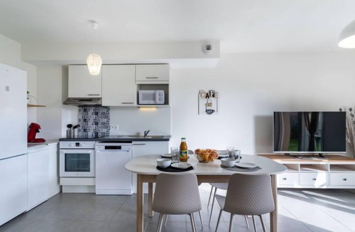 Grimaud House | Domaine des fées by Interhome