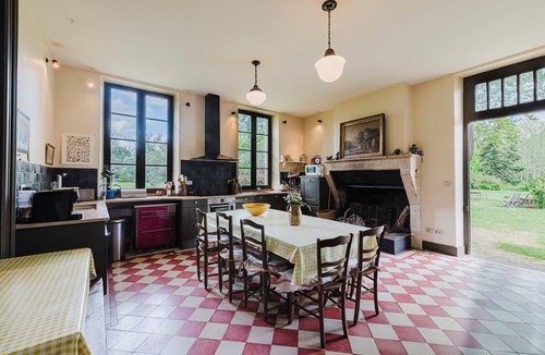 Sore Other | Domaine du Château de la Grotte, private access to the river, swimming pool, 6 bedrooms, 5 bathrooms