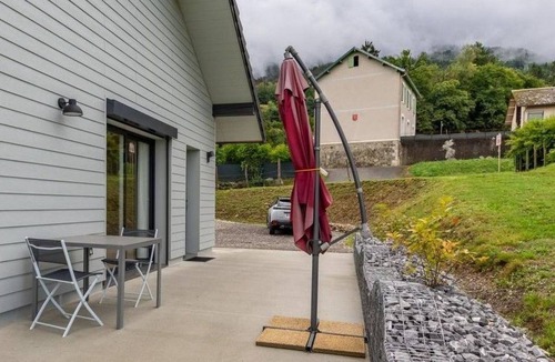 Sainte-Helene-sur-Isere House | Doppelhaushälfte mit Terrasse by Interhome