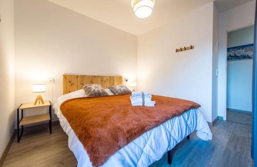 Saint-Jean-de-Maurienne Apartment | Duo Apartments with Shared 75 m2 Terrace