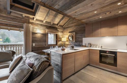 Meribel Village Apartment | Duplex moderne proche des pistes avec parking - FR-1-566-42