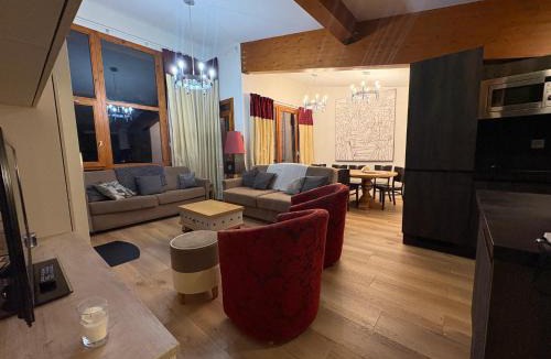 Arc-1800 Apartment | Edenarc Grand Duplex Familial 4 chambres, plein sud avec cheminée