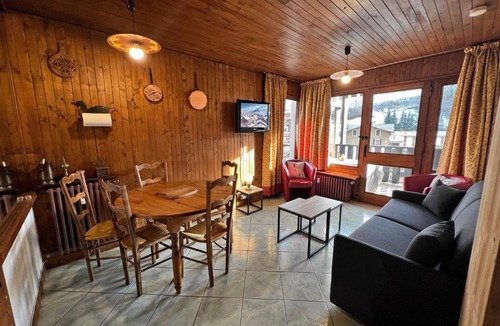 La Clusaz Apartment | ELAN 15 - Appartement centre village, proche espace aquatique - Parking