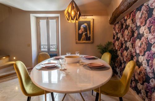 Valbonne House | Entire townhouse in the heart of the village