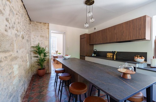 Eyrans House | Entire Villa: Eyrans, France – 10 Guests, 5 Bedrooms, 5 Beds, 4 Bathrooms