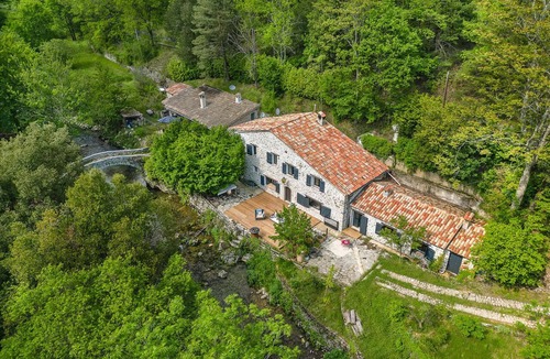 Saint-Vallier-de-Thiey House | Escapade au Moulin et sa Rivière Privative au Milieu D'un Domaine de 14 Hectares