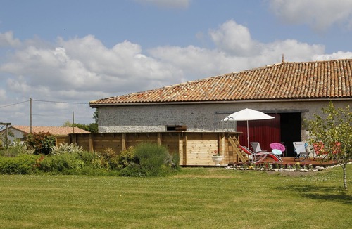 Leoville House | *Escape to breath-taking views and the gentle Charente-Maritime climate*