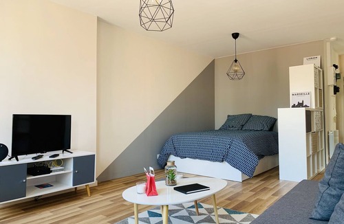 Clermont Ferrand City Centre Apartment | Esprit Studio Cathedral