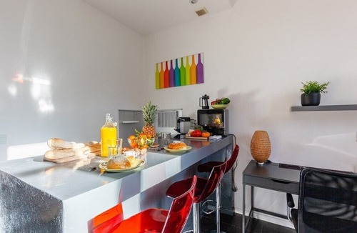 La Castellane Apartment | Exceptional situation! Place Castellane - In the heart of Marseille