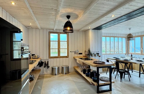 Soulac-sur-Mer Villa | Exceptional Villa Ocean View Private Beach Access