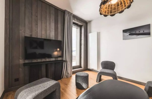 Plan Peisey Apartment | EXCLUSIVE L'Onyx Apartment for 12 People