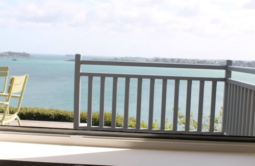 Saint-Cast-le-Guildo Villa | Fabulous Villa overlooking the sea, private escallier on a beach .