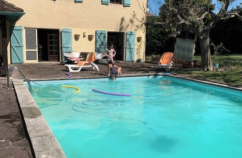 Saint-Gladie-Arrive-Munein House | Family home with large swimming pool and enclosed garden 45 minutes from Biarritz