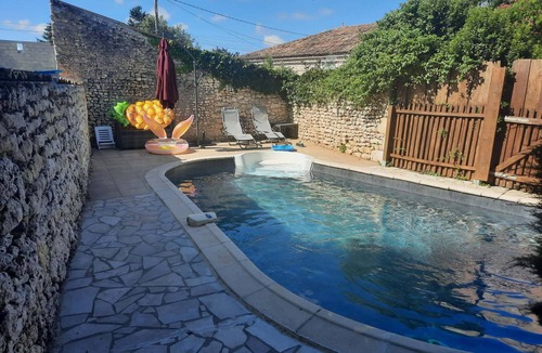 Gemozac House | 🌾 Family country house with swimming pool - Ideal for quiet stays