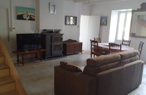 Arvert Bed & Breakfast | Family home 6-8 pers with shaded terrace 10 min from beaches.
