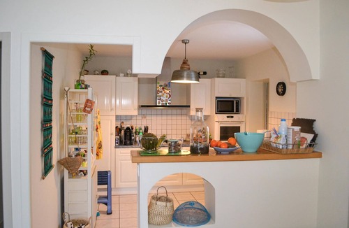 Seyresse House | Feel at home in this family vacation home with swimming pool!
