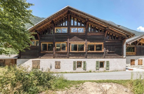 Les Bossons Ski Chalet | Ferme des Glaciers - 9px, Hot Tub, Charm, Views