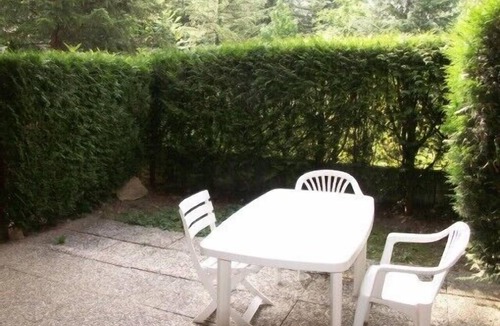 Menthon-Saint-Bernard Apartment | Flat with garden, lake of annecy